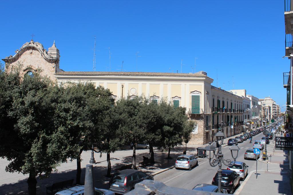 Il Castello Del Re Bed & Breakfast Битонто Екстериор снимка